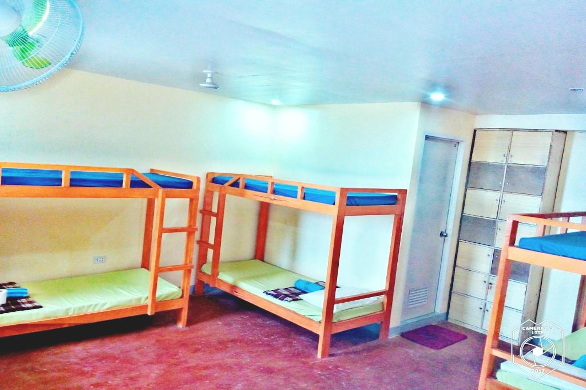 Angler'S Hub & Resort Ослоб Екстериор снимка
