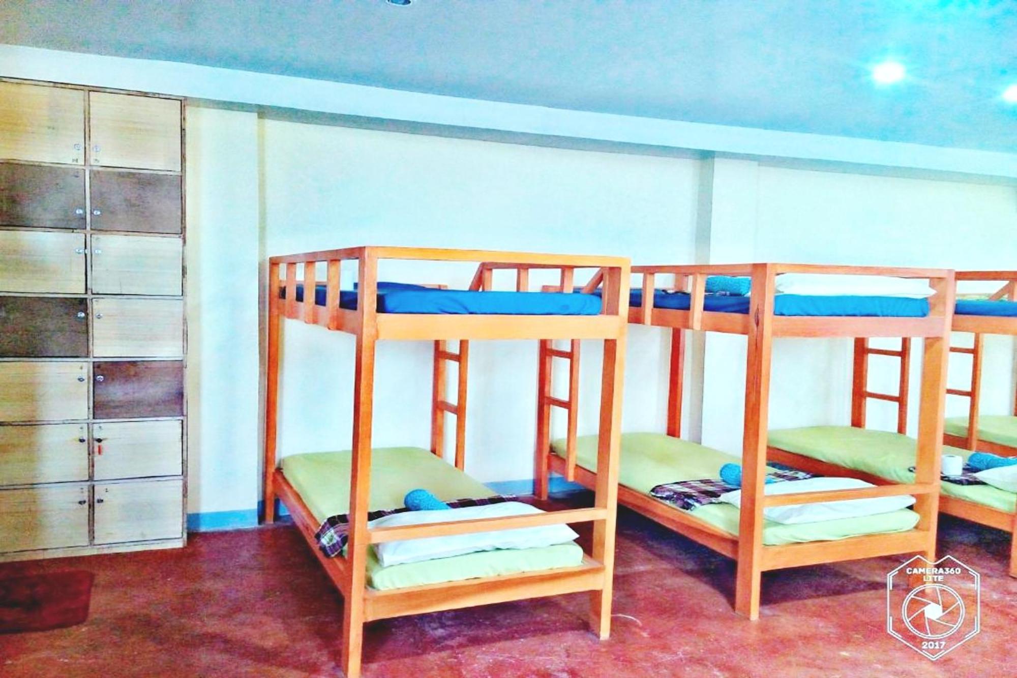 Angler'S Hub & Resort Ослоб Екстериор снимка